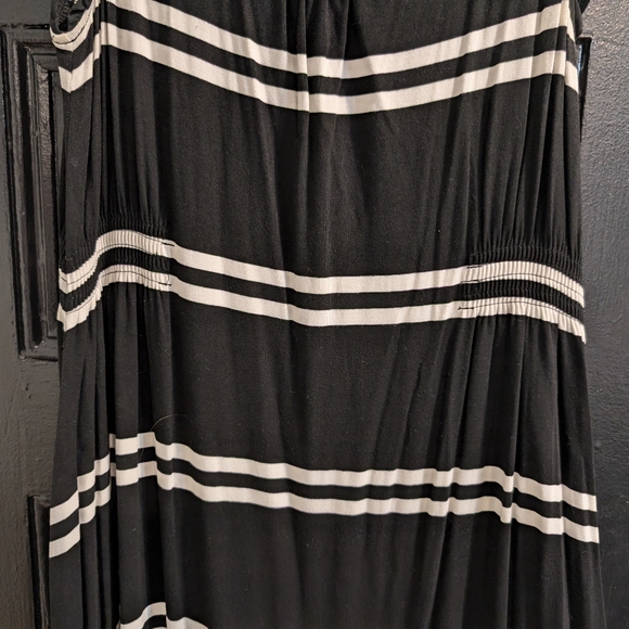 Elle dress black white - Picture 3 of 11